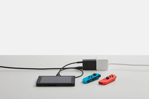 Dongii GEN 1, A Compact Pocket Size Multifunctional HUB