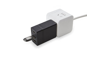 Dongii GEN 1, A Compact Pocket Size Multifunctional HUB